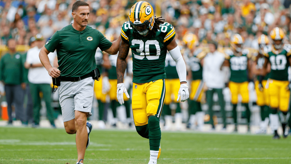 Aaron Jones injury update is shaky news for Vikings image