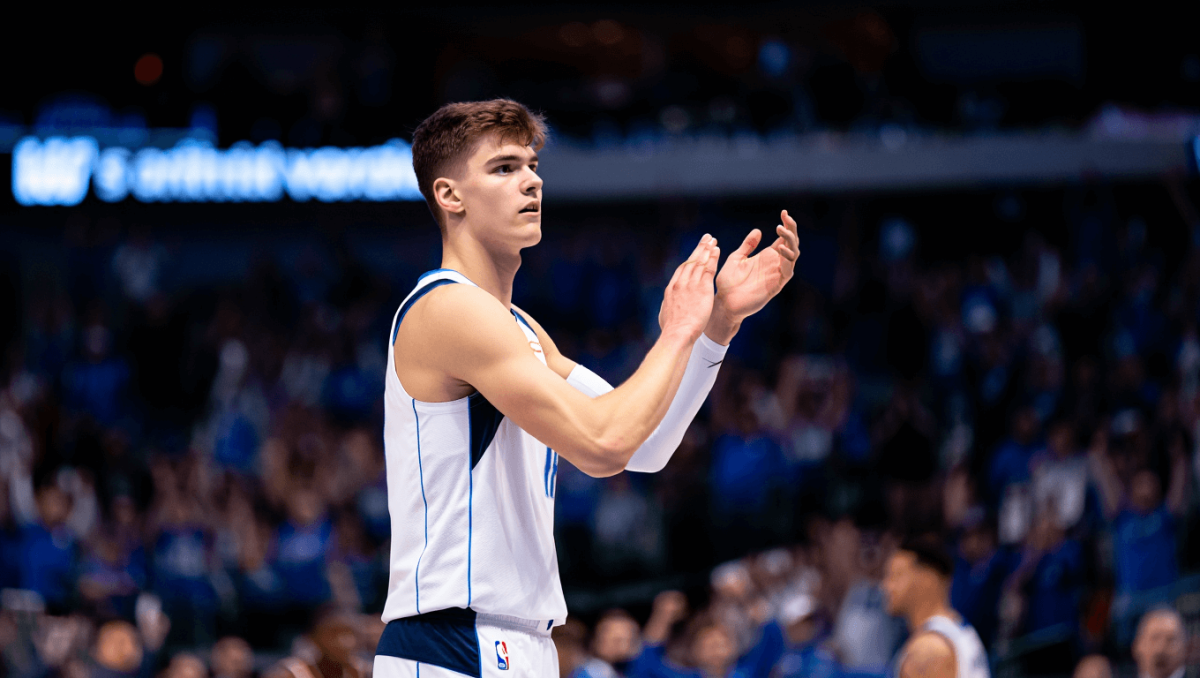 Cooper Flagg shines in OT as Mavericks outlast Trail Blazers to snap losing streak image