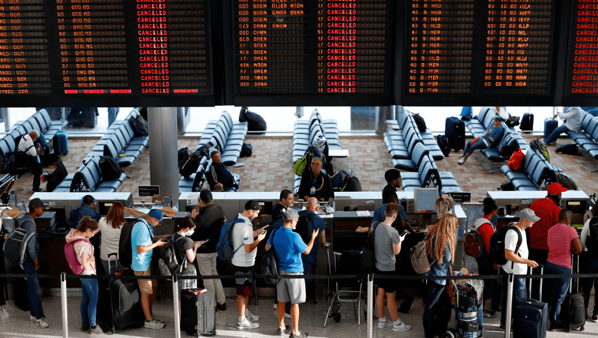 Mass flight cancellations begin at 40 major airports: What should you do if you're flying?