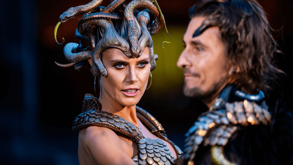 Heidi Klum shares staggering amount of hours it took to transform into Medusa for Halloween 2025 party