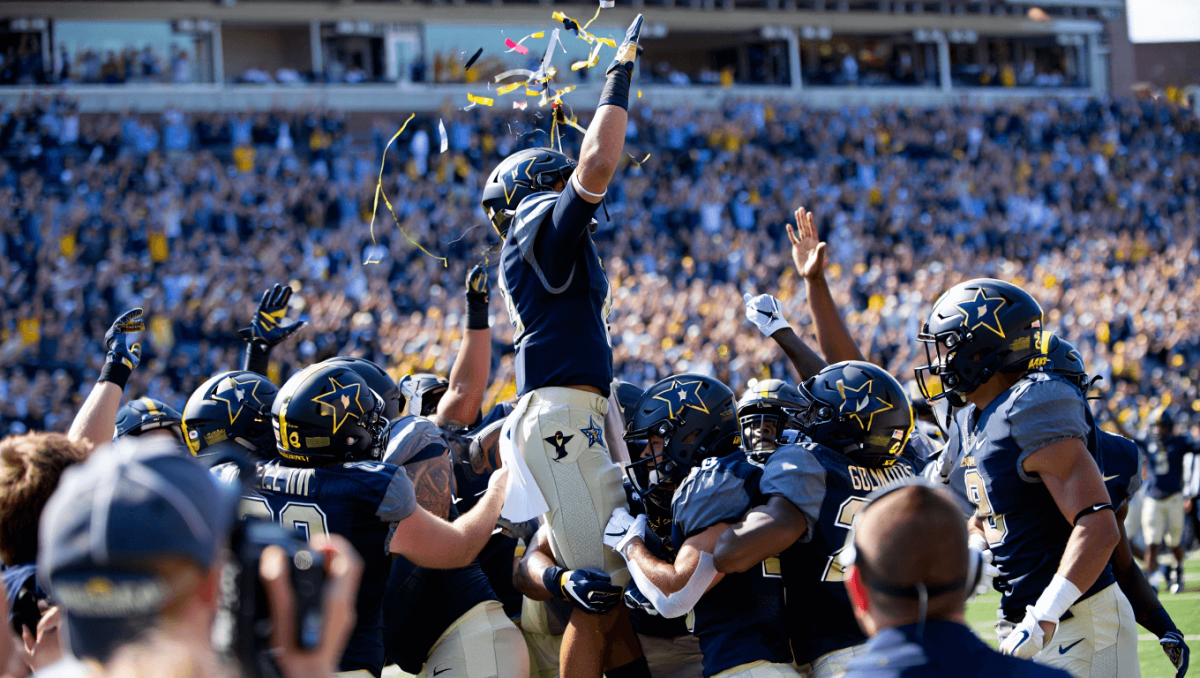 Vanderbilt Commodores make football program history not done since 1915 image