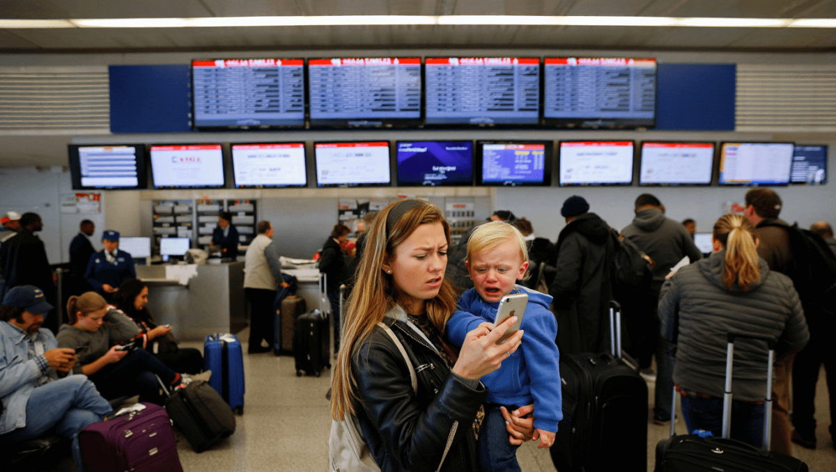 Airlines cancel 2,500 flights, roll out waivers, as storm disrupts Thanksgiving return