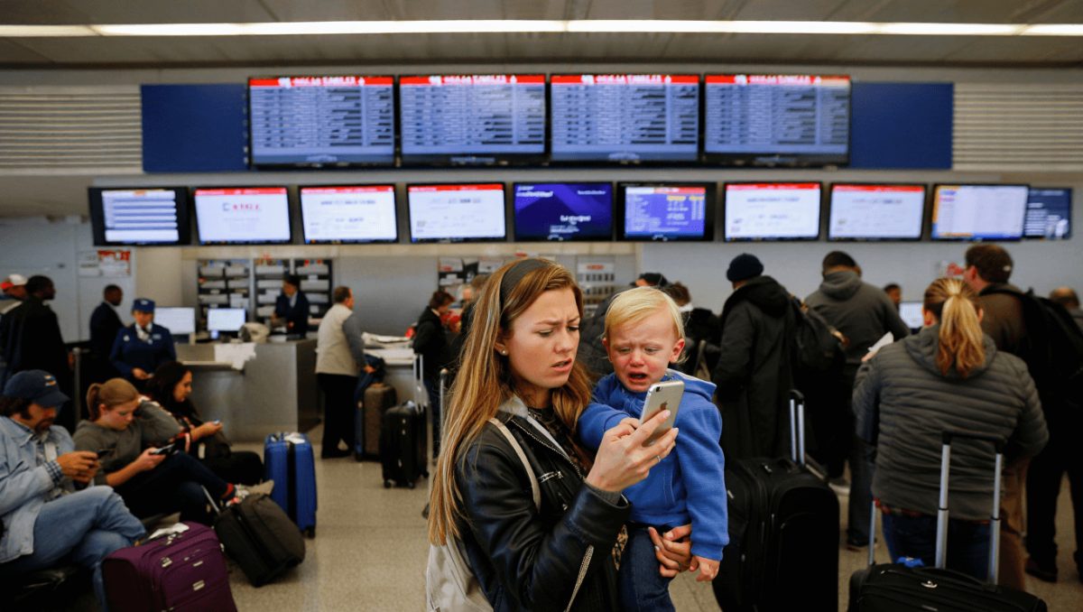 Airlines cancel 2,500 flights, roll out waivers, as storm disrupts Thanksgiving return