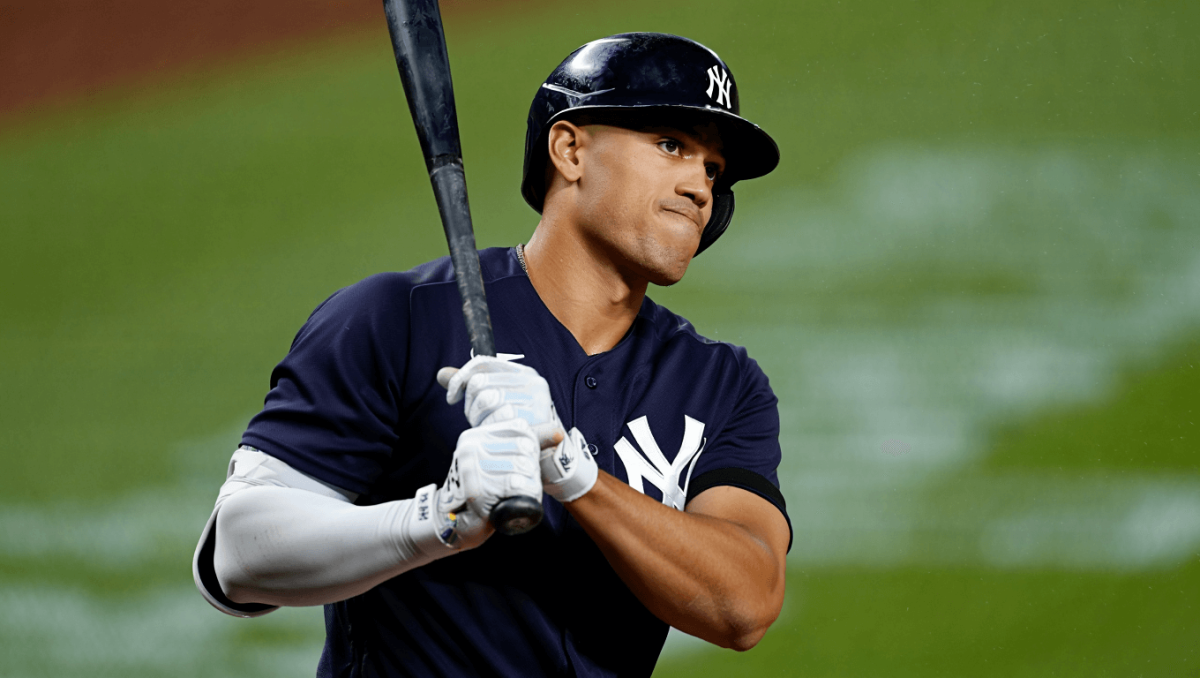 Yankees still urged to trade Giancarlo Stanton despite playoff showings image