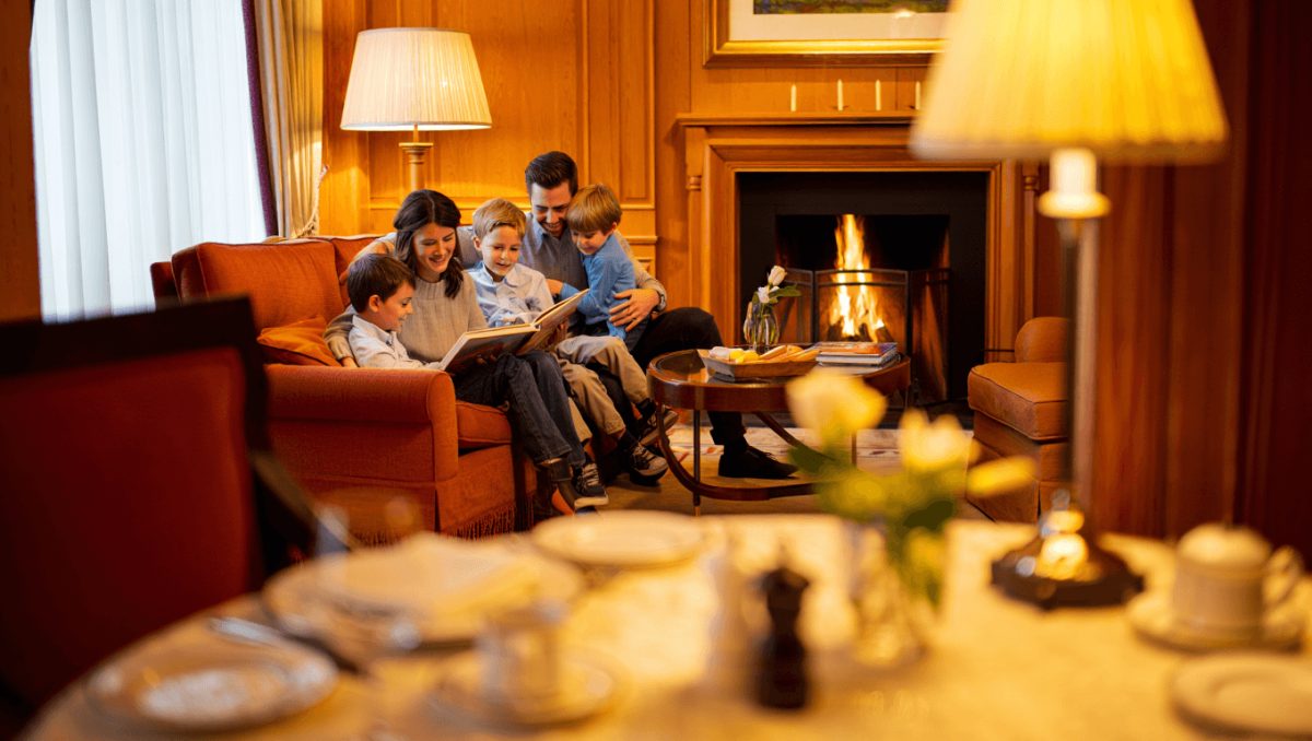 4 reasons to check into a hotel for the holidays instead of hosting at home