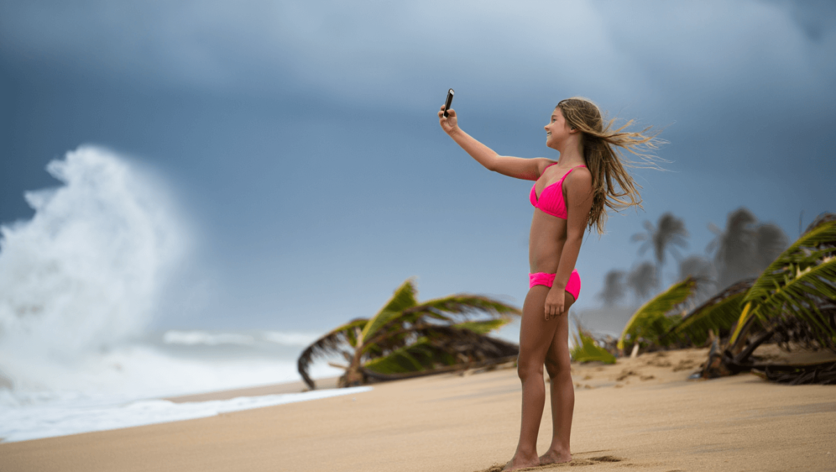 People Are Genuinely Horrified Over What This Influencer Posted After Ignoring All Warnings About Hurricane Melissa And Flying To Jamaica