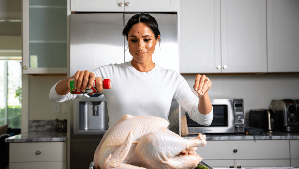 Meghan Markle roasted as ‘Salmonella Sussex’ for Thanksgiving turkey faux pas