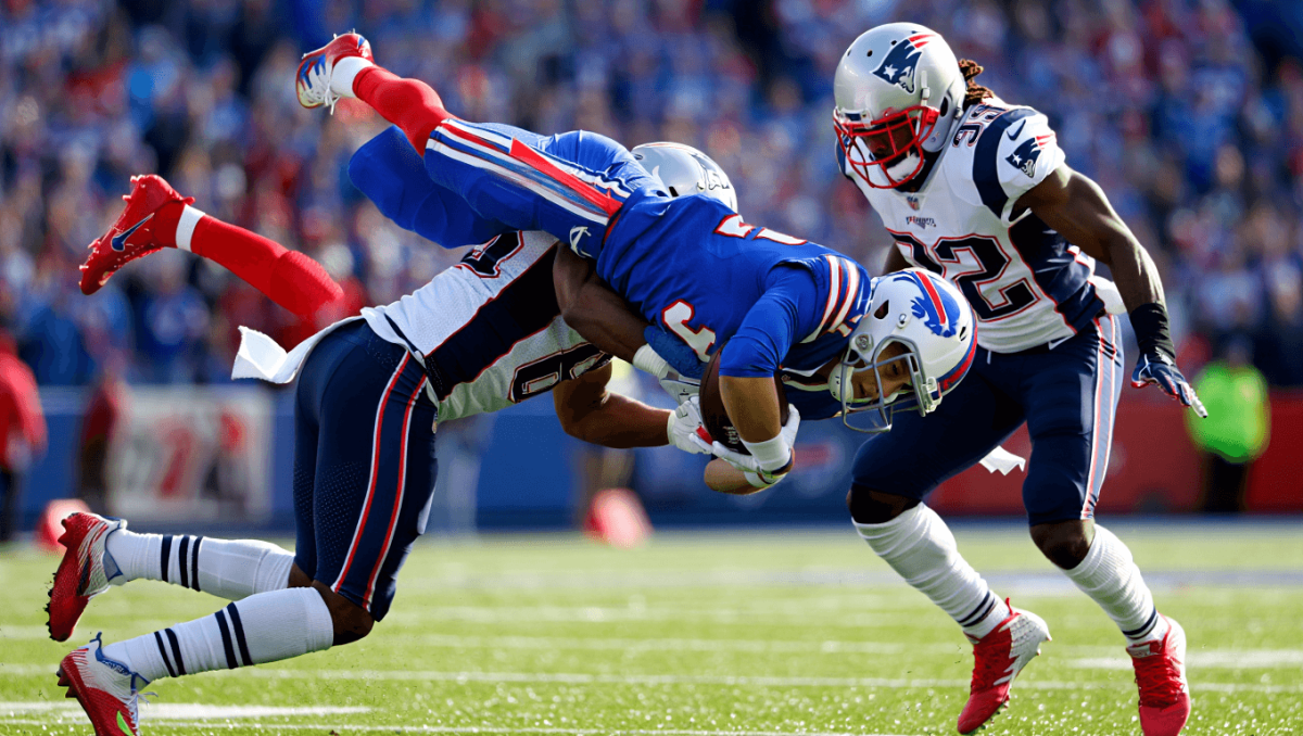 NFL picks, predictions against the spread Week 15: Packers edge Broncos, Patriots complete sweep of Bills image