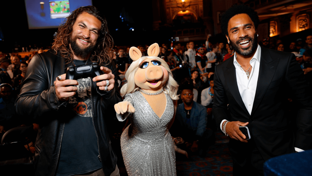 
		Jason Momoa, Lenny Kravitz, Miss Piggy nerd out at ‘Oscars of gaming’	