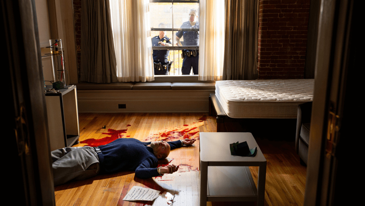 
		Actor Peter Greene was lying ‘face down’ on the floor with ‘blood everywhere’ when police found him dead: report	