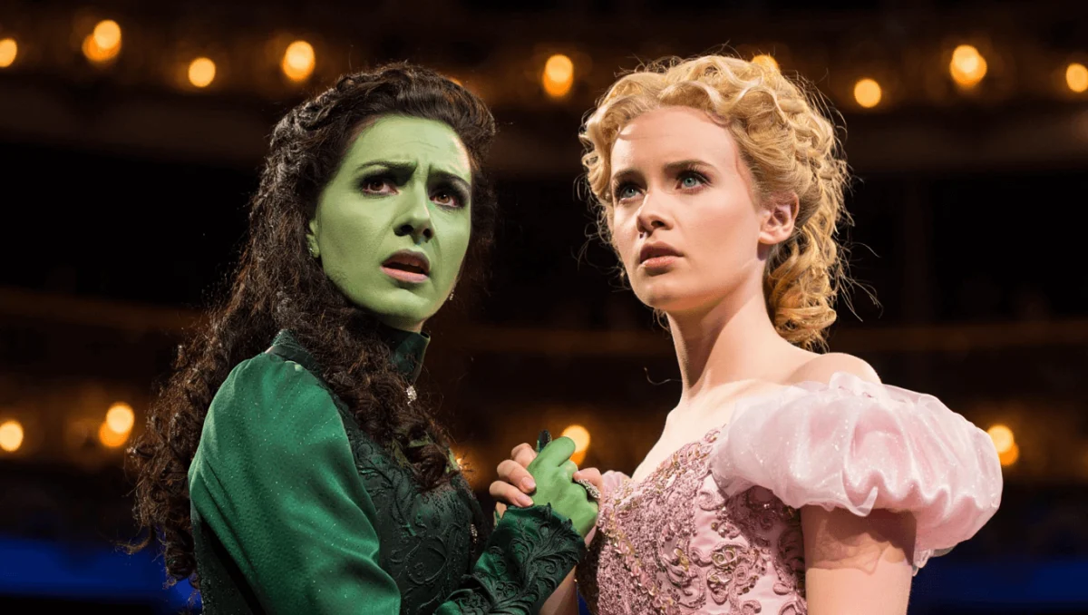 Watch these two deleted scenes from Wicked part one, that majorly foreshadow For Good