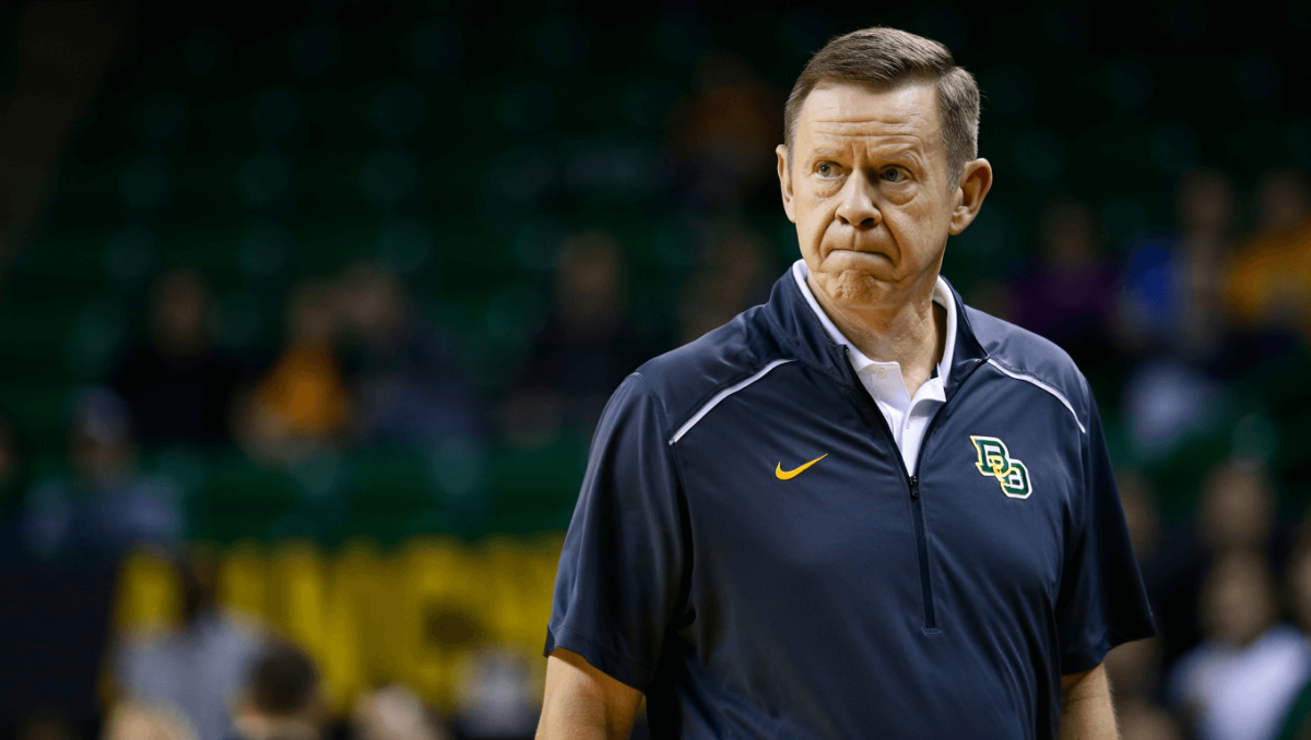 Baylor Bears head coach Scott Drew reacts during the first half against the Mississippi State Bulldogs in the first round of the NCAA Tournament at Lenovo Center.