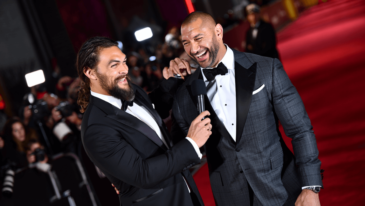 
		Jason Momoa reveals who would win in a cage match between him and co-star Dave Bautista	
