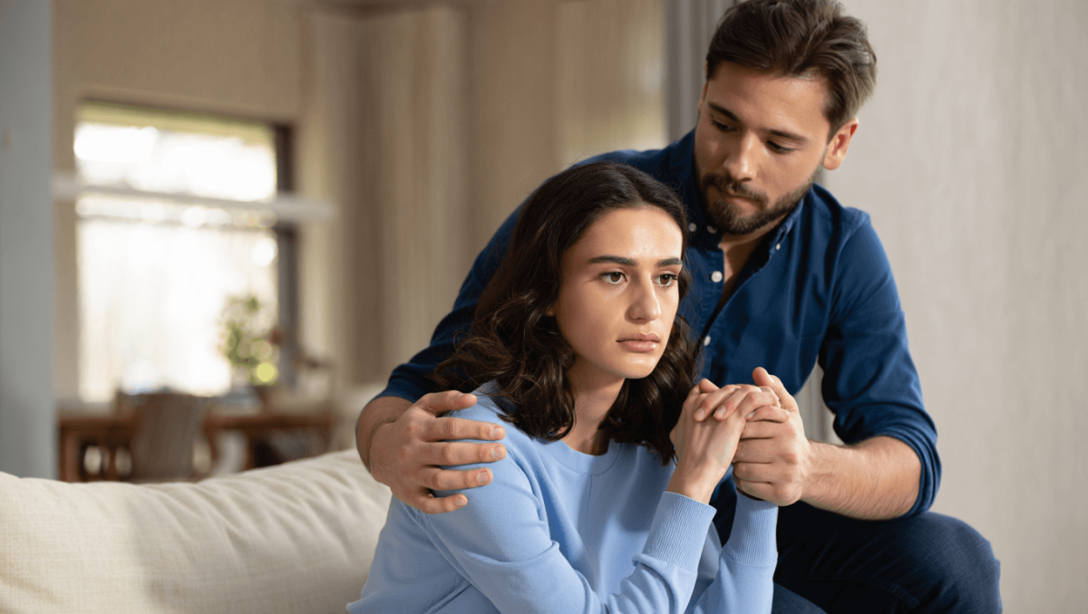 Jan 10, 2026; Chicago, IL, USA; Academy Award-winning American director, producer, screenwriter and actor Spike Lee on the field prior to an NFC Wild Card Round game between the Chicago Bears and the Green Bay Packers at Soldier Field.