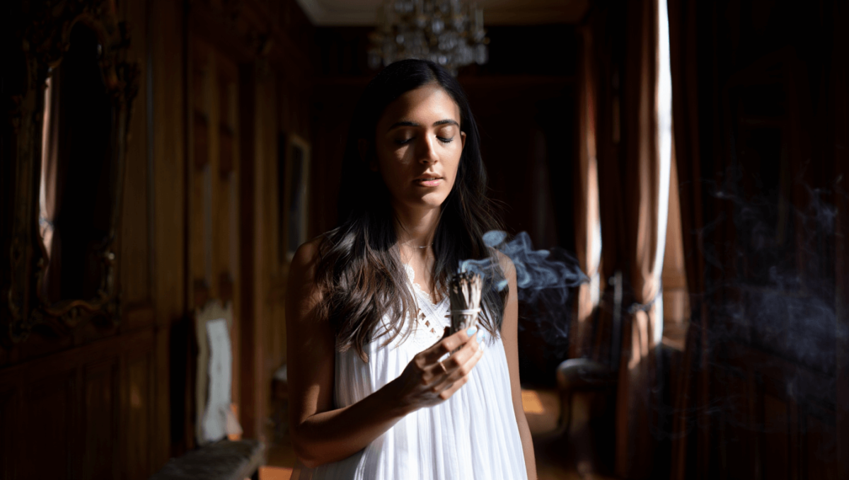 Luann de Lesseps’ daughter, Victoria, is now a psychic medium — and rid ‘RHONY’ alum’s house of a ghost