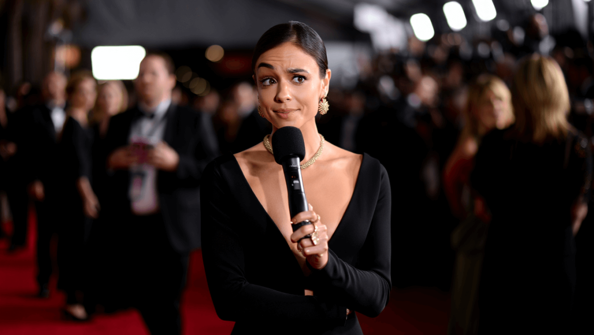 
		Nikki Glaser’s CBS news jab at Golden Globes was not approved by bosses	