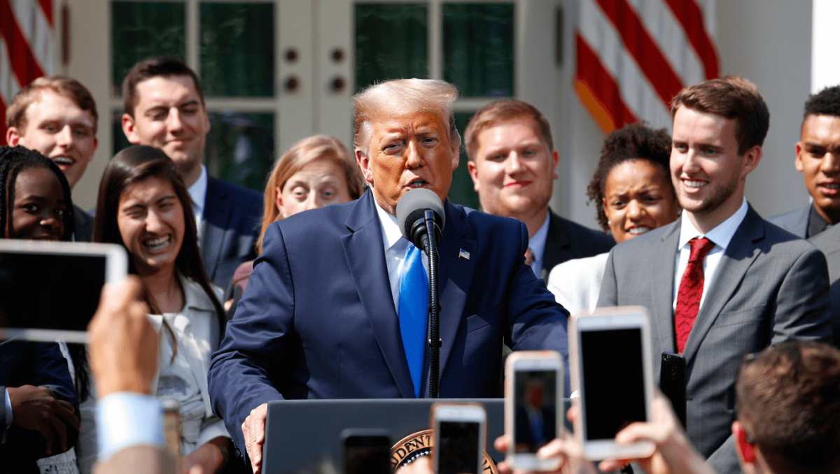 People Are Roasting Trump For Suggesting He's The "Third" Best US President Ever, And Honestly These Tweets Are So Funny