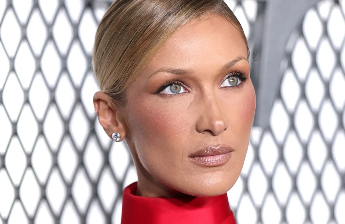 This Bella Hadid hairstyle is perfect to stun in a red dress