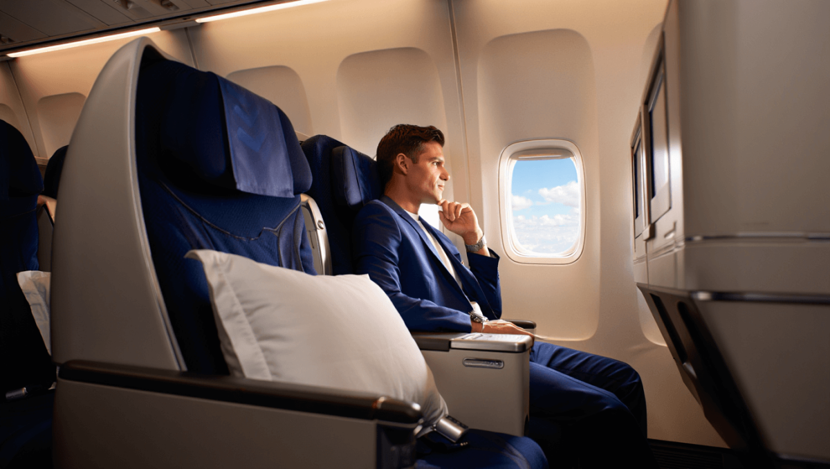 Delta brings back prime coast-to-coast route from New York JFK, will offer lie-flat seats