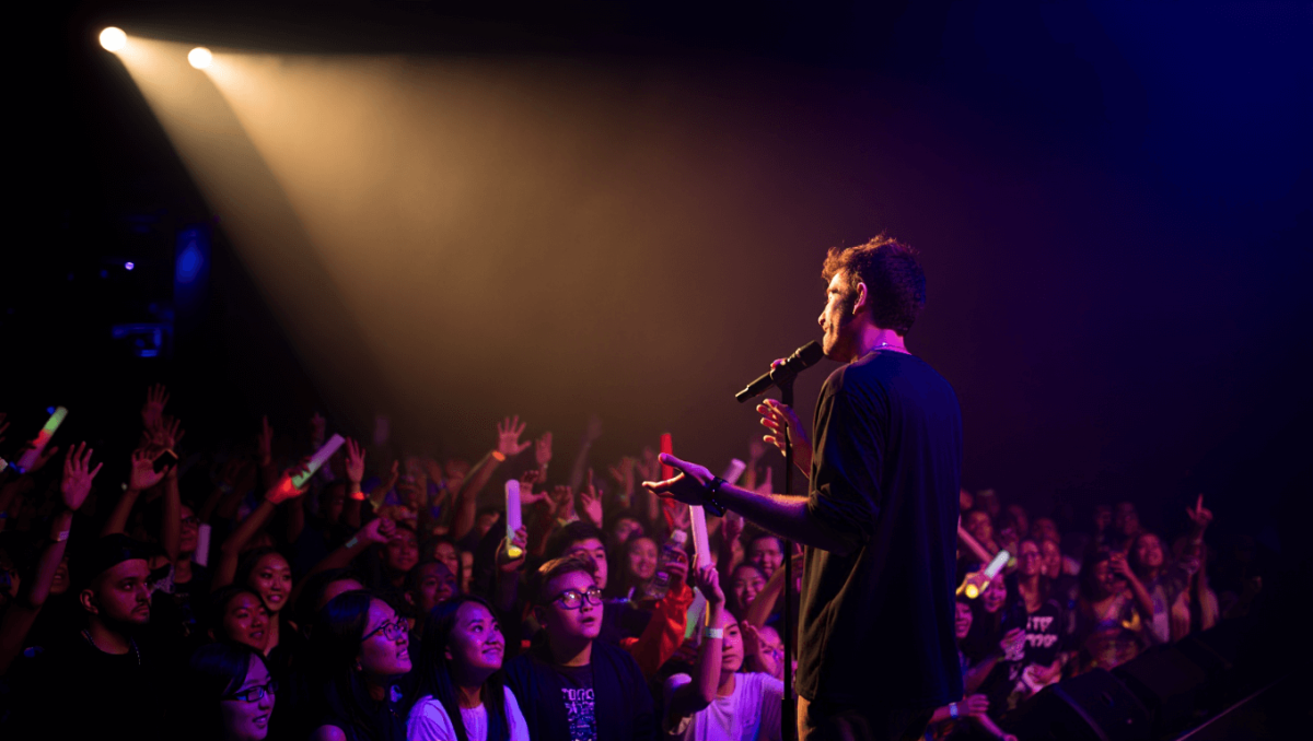 Mastercard launching a sweepstakes and exclusive tickets to Noah Kahan's upcoming concert series