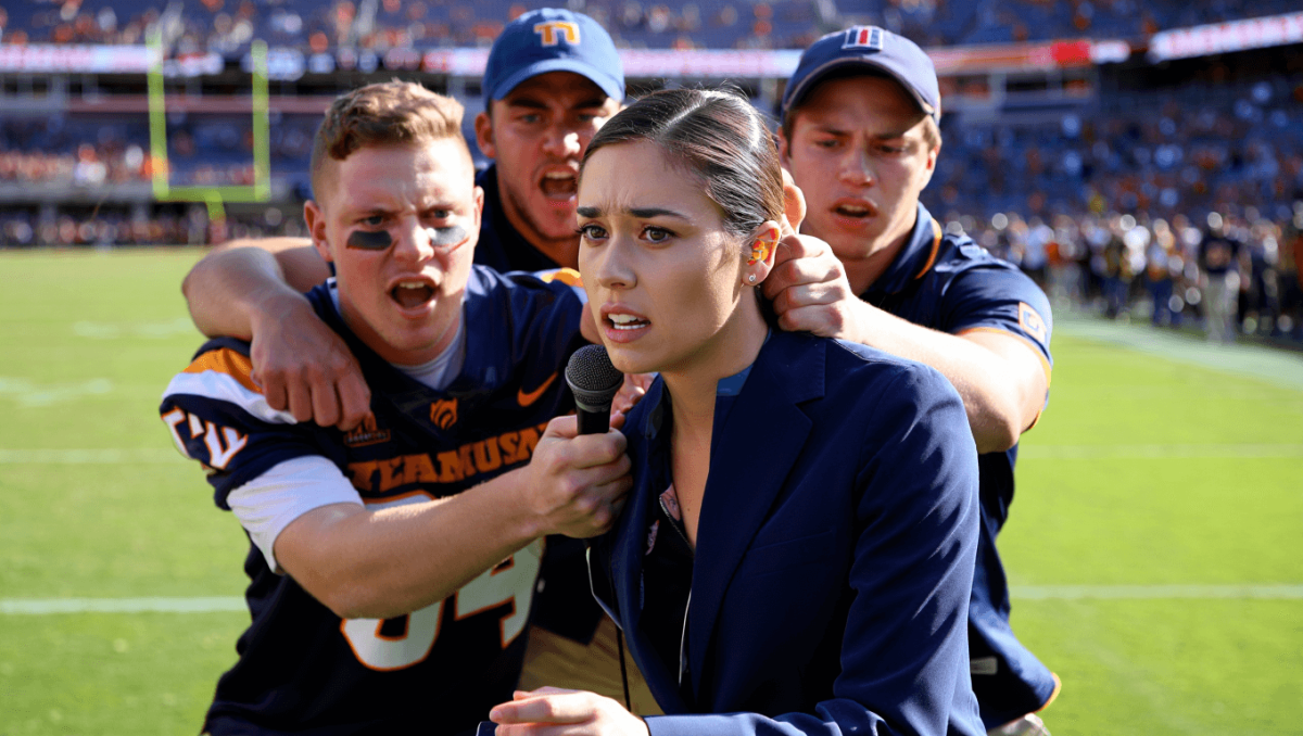 "I See Why Teachers Keep Quitting Their Jobs": People Have A LOT To Say About This Reporter Being Hounded By Obnoxious Fans At A College Football Game