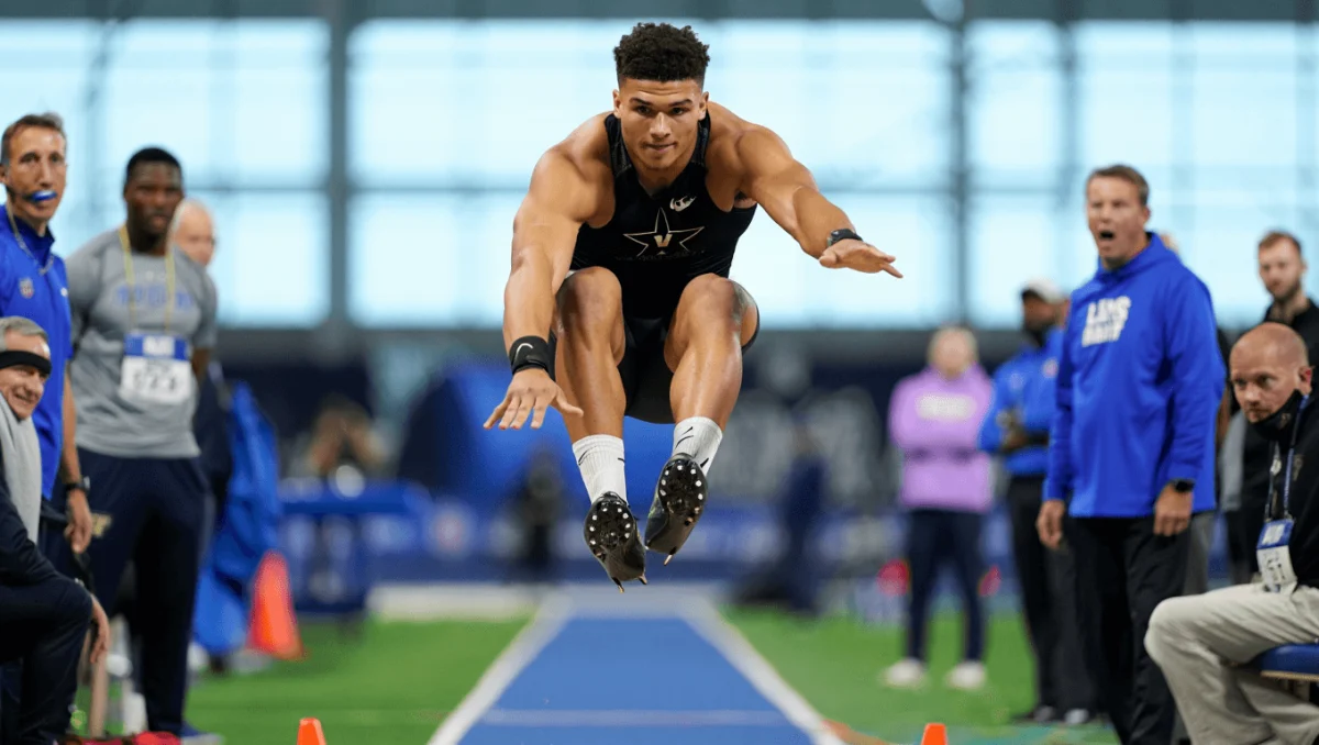 Eli Stowers NFL Combine results: Vanderbilt TE sets broad jump record in impressive showing image