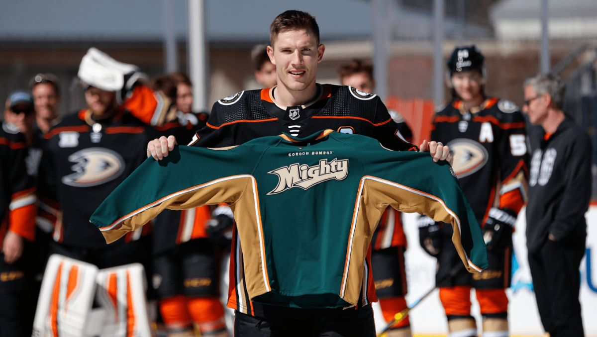 Christopher Hennessy headshot