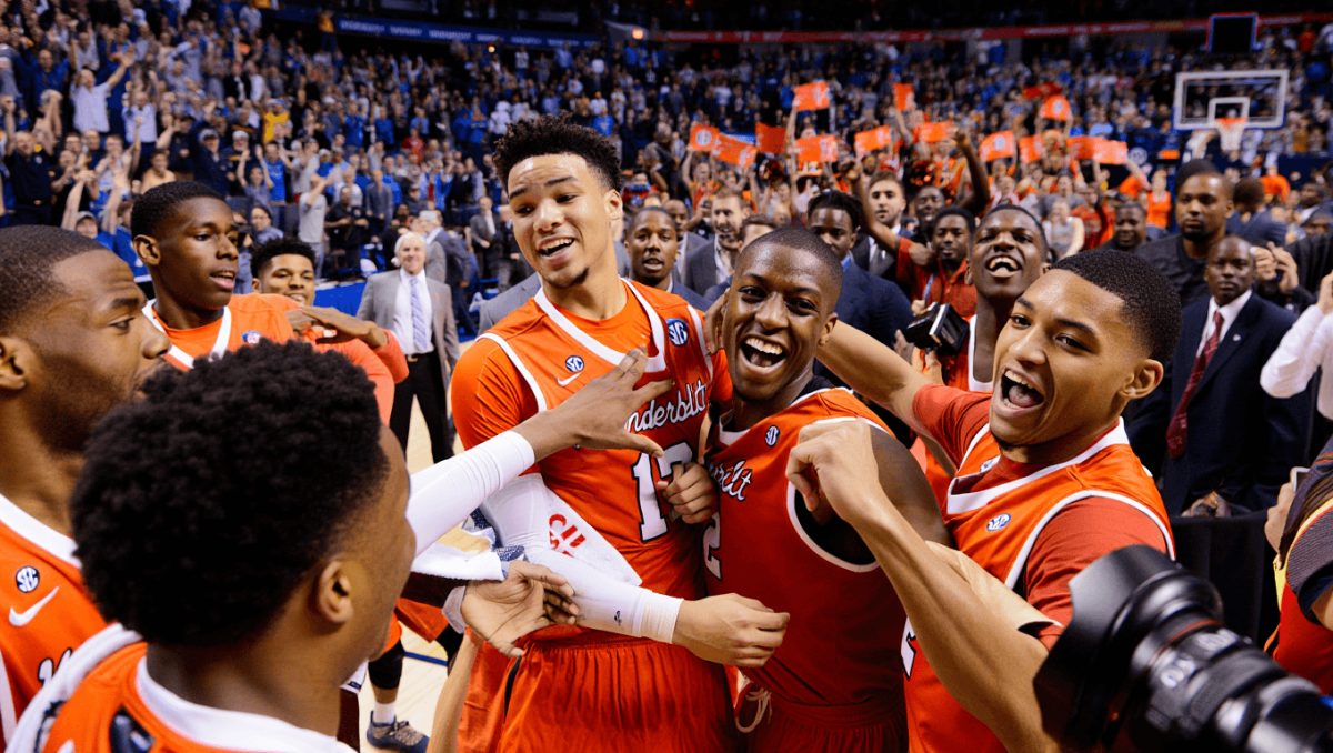 Bryan Logan headshot