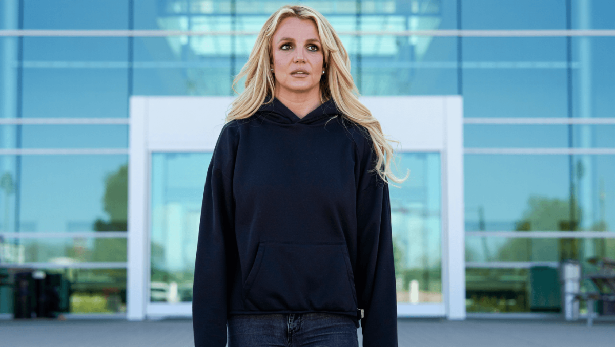 
		Britney Spears checks into rehab for substance abuse weeks after DUI arrest	