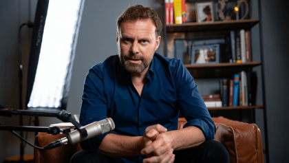 "WE F--KING TOLD YOU" — This Manosphere Podcaster Is Going Viral For Sharing What His "Breaking Point" With MAGA Was