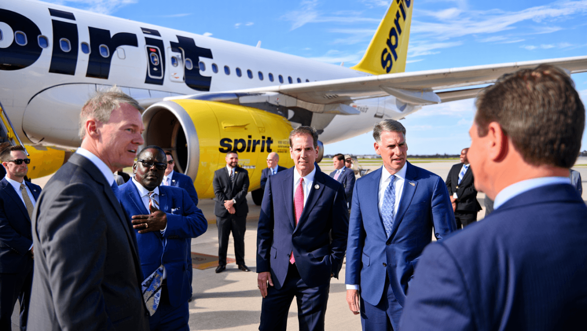 Spirit offers equity stake in exchange for US government aid, report says