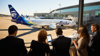 Alaska Airlines plots premium economy, luxe Seattle lounge as global expansion ramps up