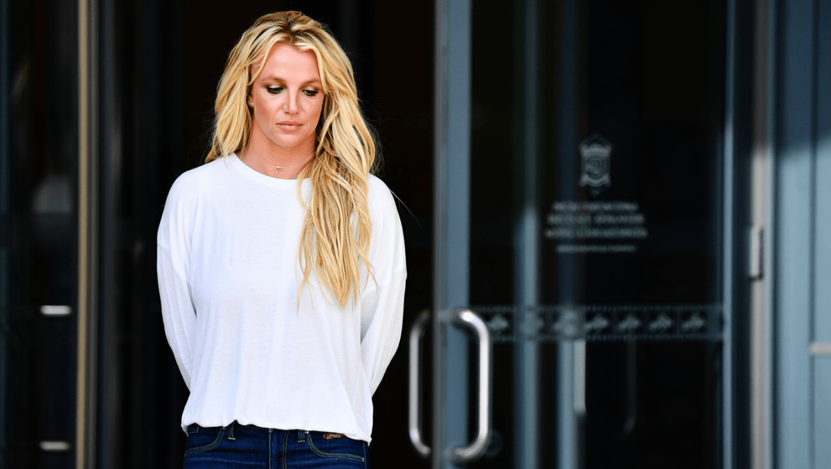 
		Britney Spears charged with DUI after checking herself into rehab	