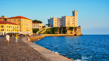 This Gorgeous Underrated Coastal City In Italy Is Surging In Popularity