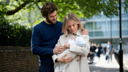 Sienna Miller gives birth to 3rd baby, her second with boyfriend Oli Green