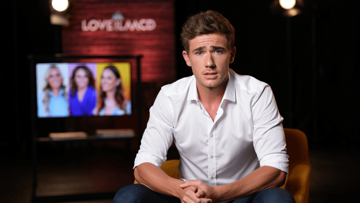 Why aren’t there gay people on Love Island? A host just addressed it, and we should be angry