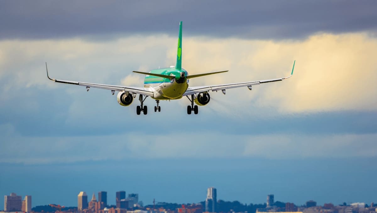 Aer Lingus ends Ireland service to 3 US cities, plans premium economy cabin