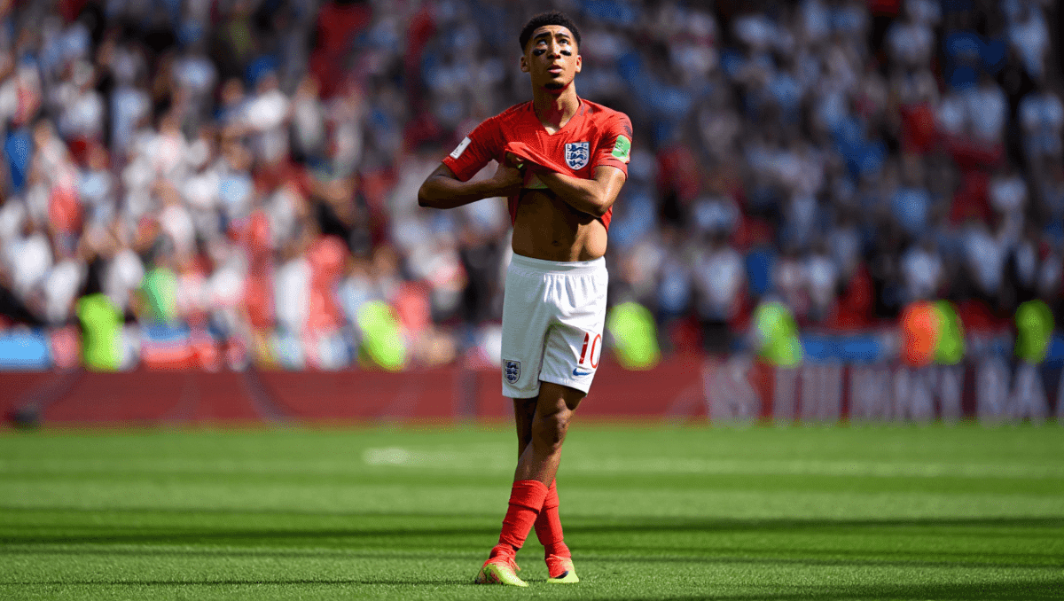 I’ve only just realised that World Cup player Elliot Anderson is the brother of a Love Island lad