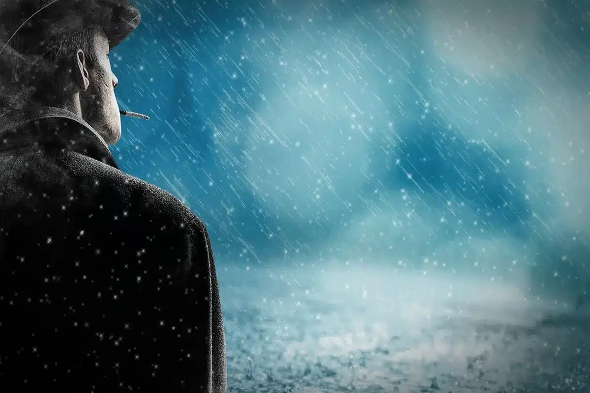 Weather conditions triggering dynamic advertising messages
