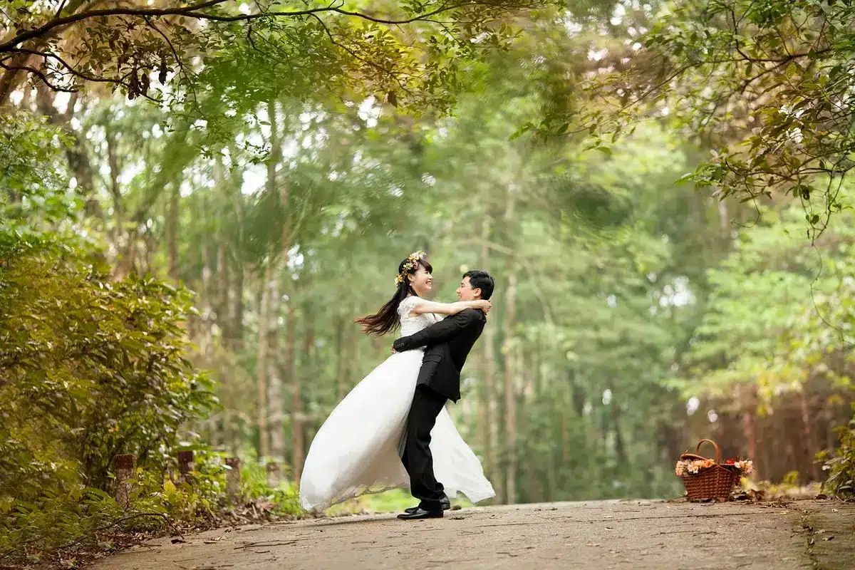 Couple rehearsing a Viennese waltz in a dance studio