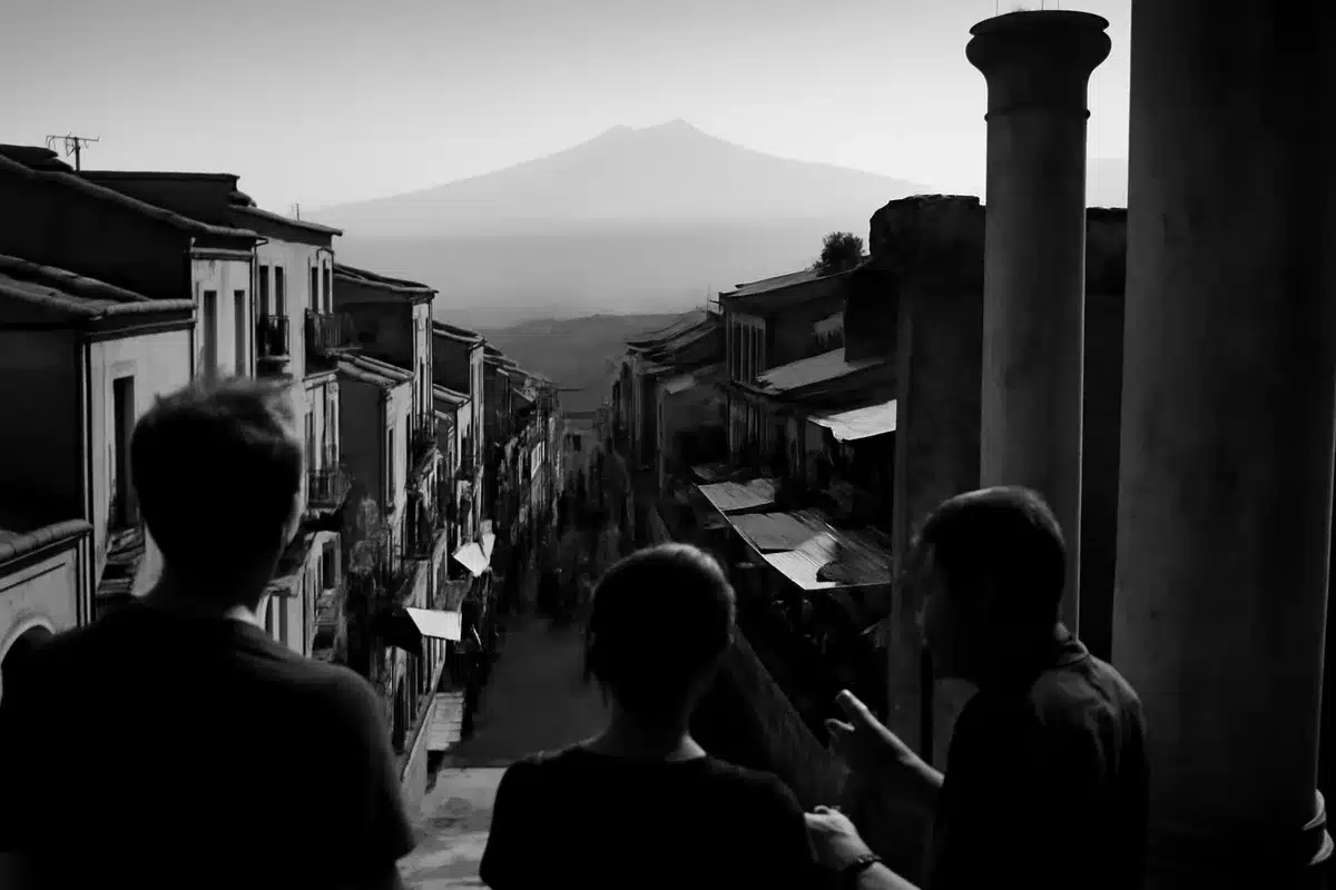 Nonstop flights from US to sun-drenched Italian island: 75°F fall, ancient ruins, $70 B&Bs